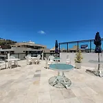 Loft pé na areia, Loft Prainha apto 320